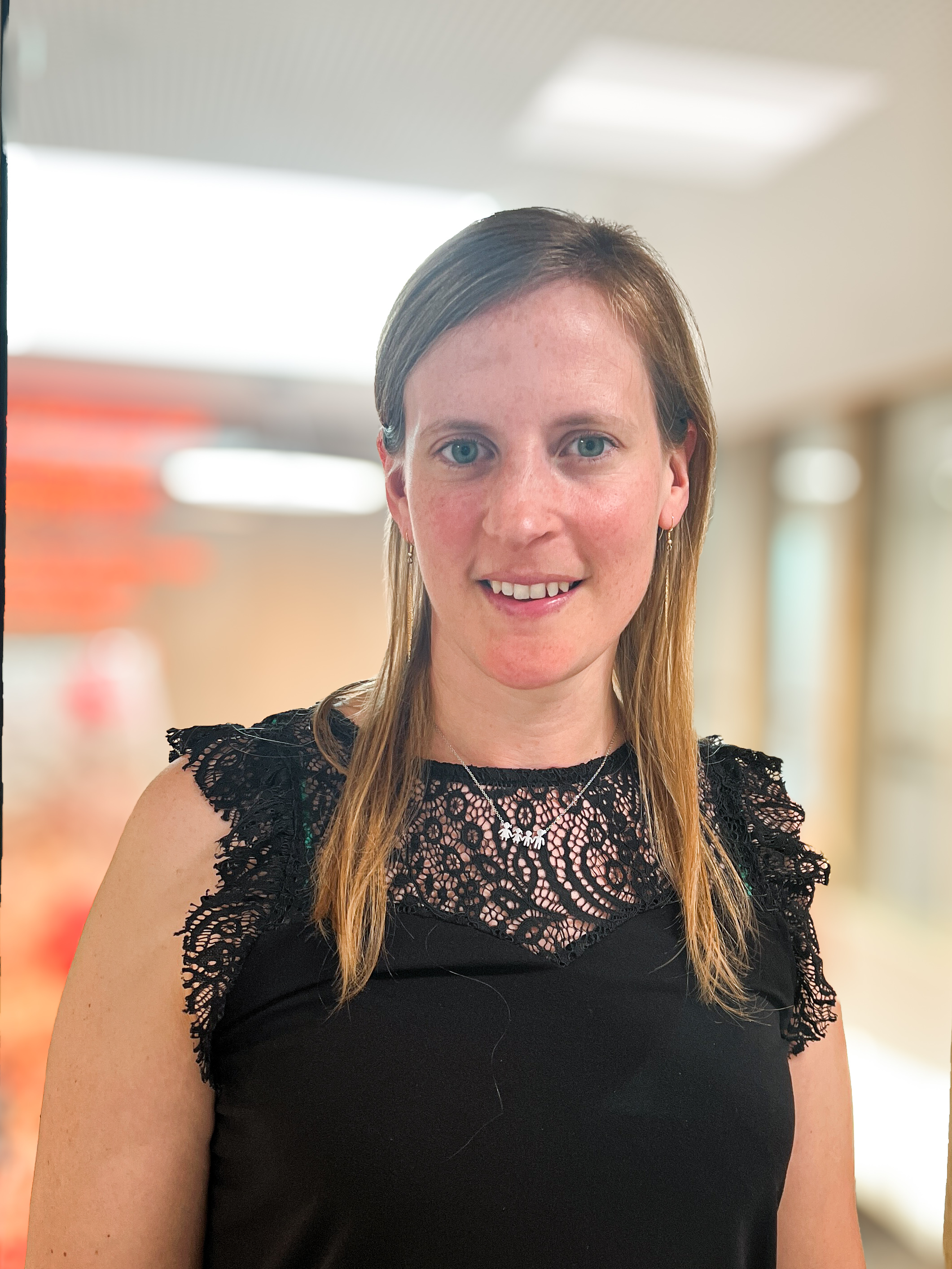 dr. Louise Vermeulen